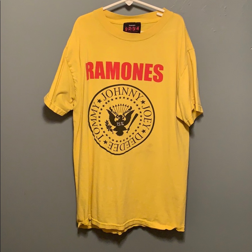 Ramones shirt